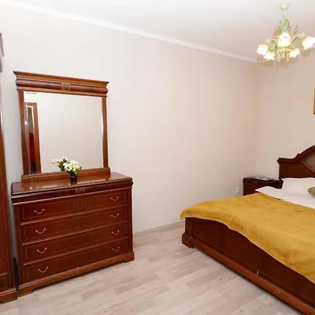 Apartment Однокомнатная Квартира, Парк Шевченко, Пляж Ланжерон Odesa